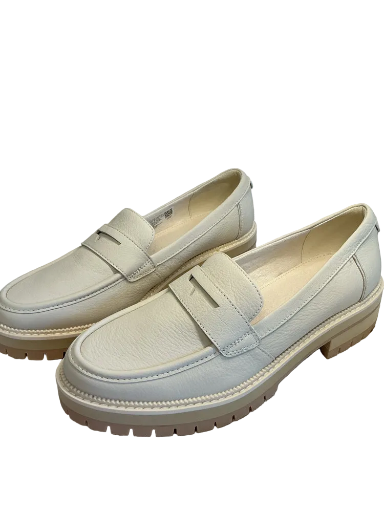 Toms Shoe Size 10 Cream Loafers