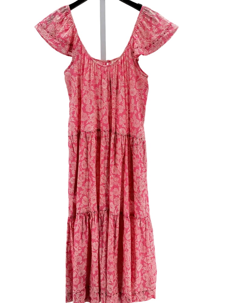 the GREAT Size M Pink Whipstitched Plumeria Dress