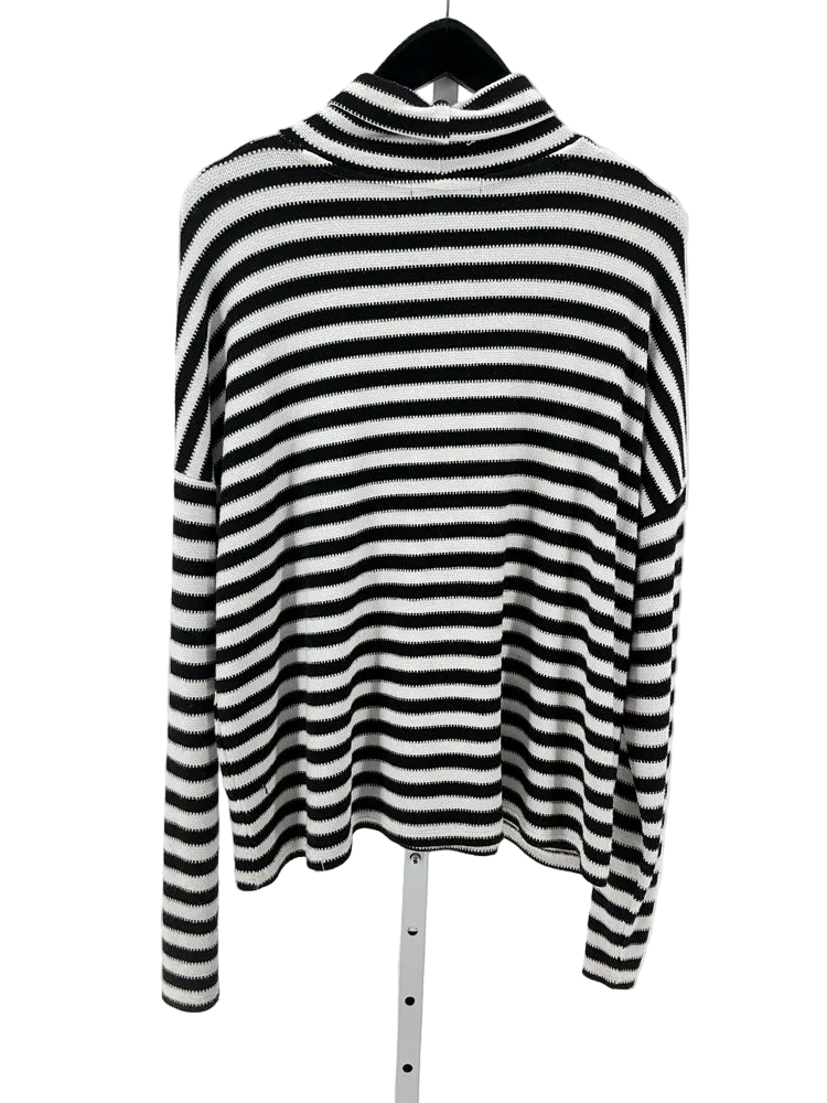 Sanctuary Size L Black & White Sweater