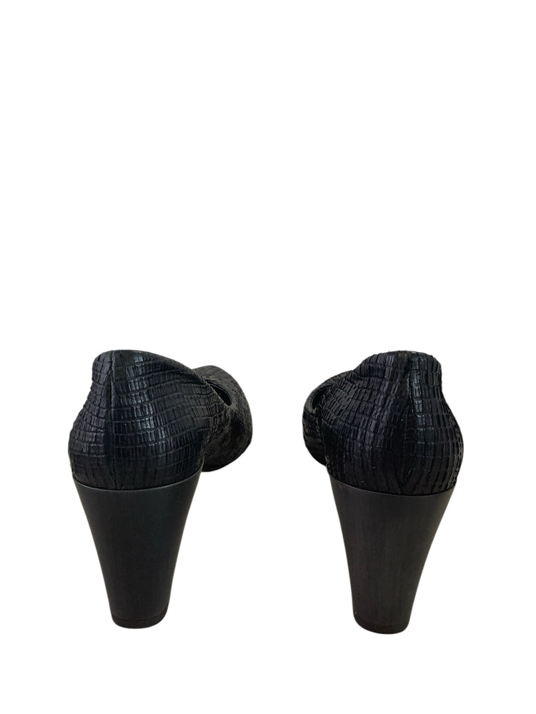coclico Shoe Size 8/8.5 Black Heels