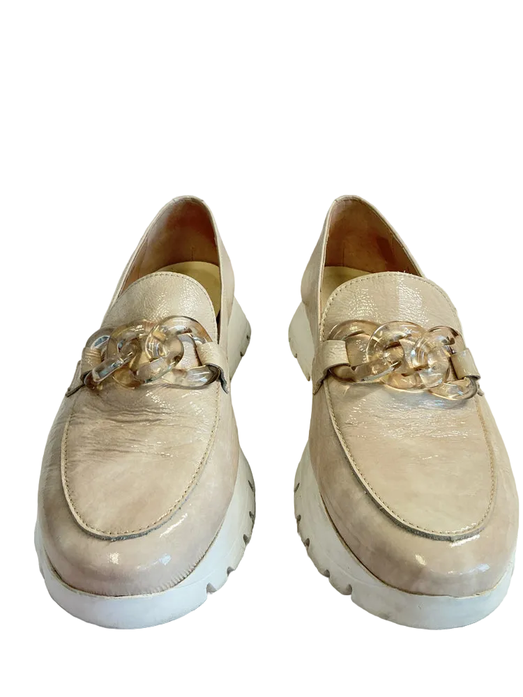 Wonders Shoe Size 8.5 Cream Vienna Loafers