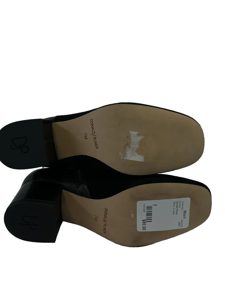 Donald Pliner Shoe Size 7 Black Booties
