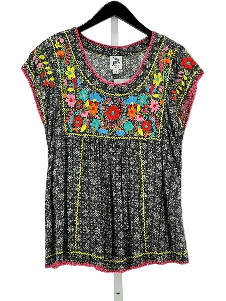 Ivy Jane Size XS Black multi Shirt