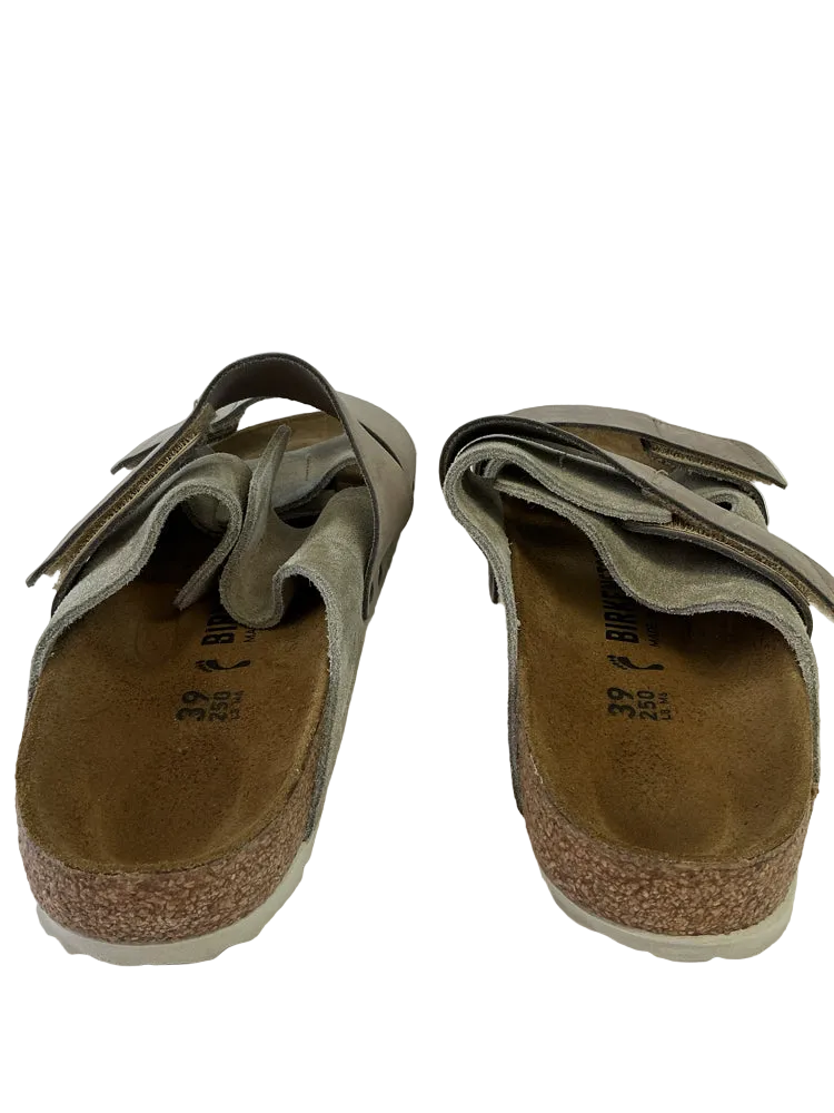 Birkenstock Shoe Size 8/8.5 Taupe Sandals