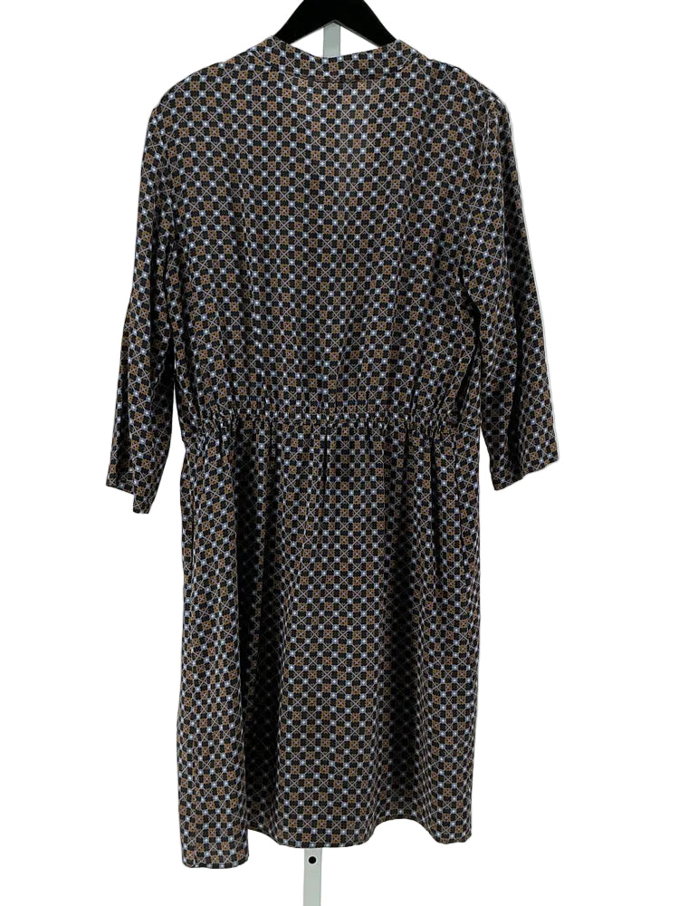 Amour Vert Size L Navy multi Dress