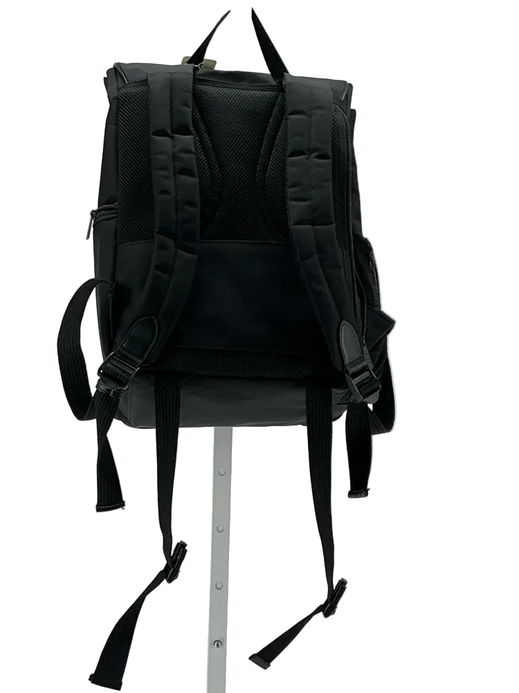 beis Black Backpack