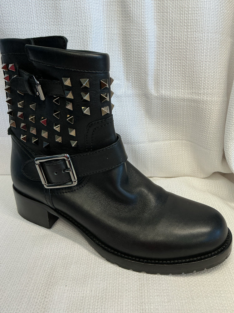 Valentino Shoe Size 9 Black Booties