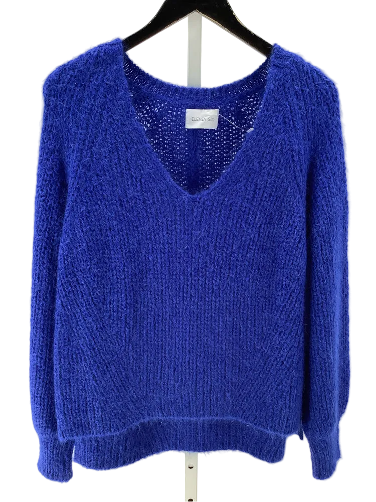 Eleven Six Size XS/S Blue Sweater