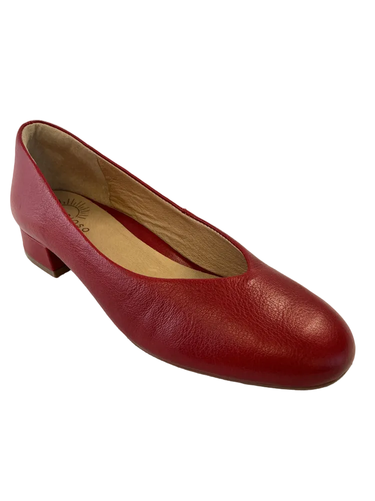Brioso Shoe Size 7.5 Red Muriel Flats
