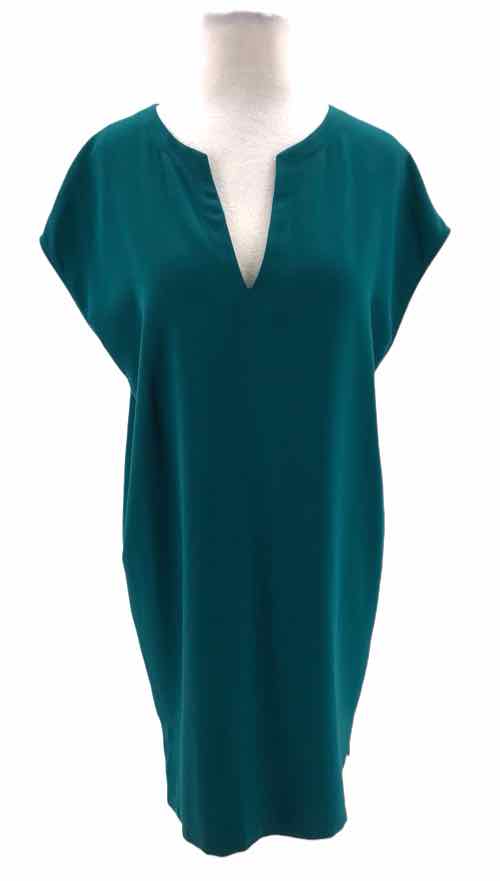 Theory Size M Green Dress