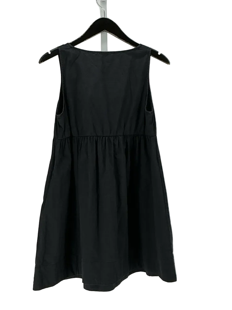 Pomander Place Size M Black Dress