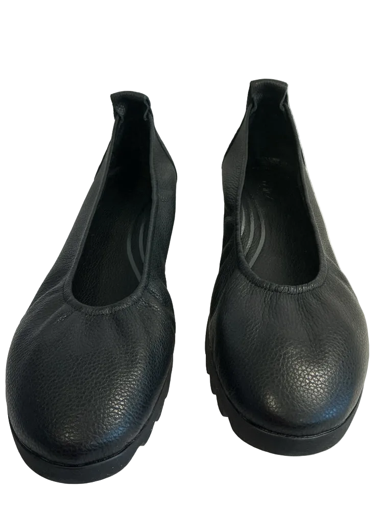 Aetrex Shoe Size 8.5 Black Brianna Flats