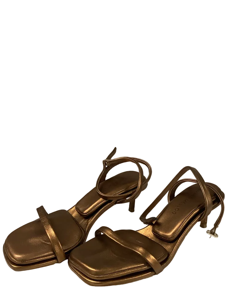 Tamara Mellon Shoe Size 7 Bronze Heels