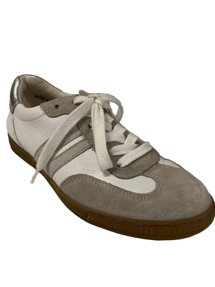 Paul Green Shoe Size 6 White & Gray Dalton Sneakers