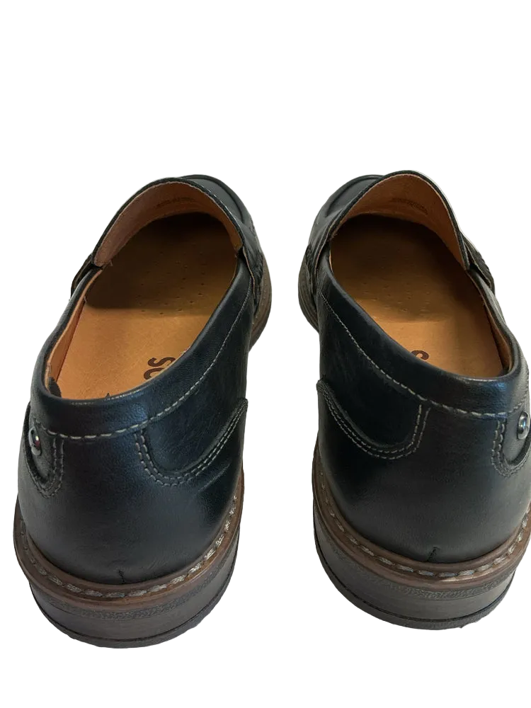 Pikolinos Shoe Size 7.5 Black Loafers
