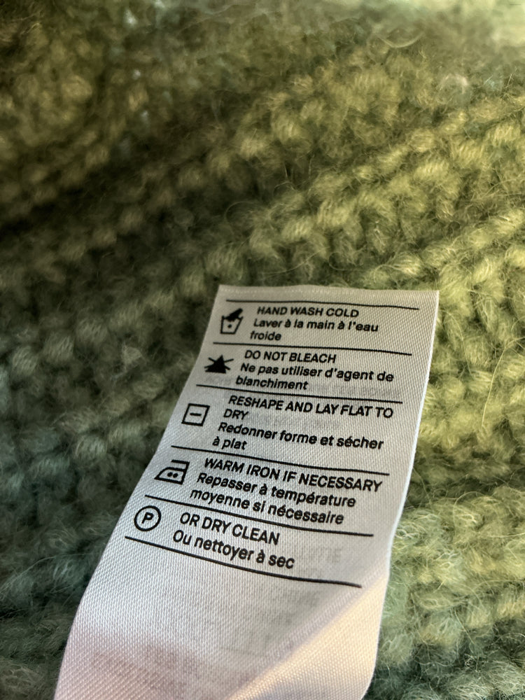 Vince Size XXXL Green Sweater