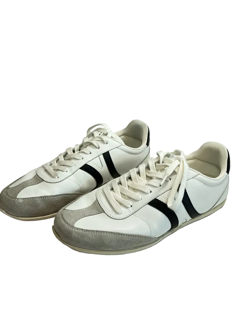 Celina Shoe Size 11 White & black Sneakers