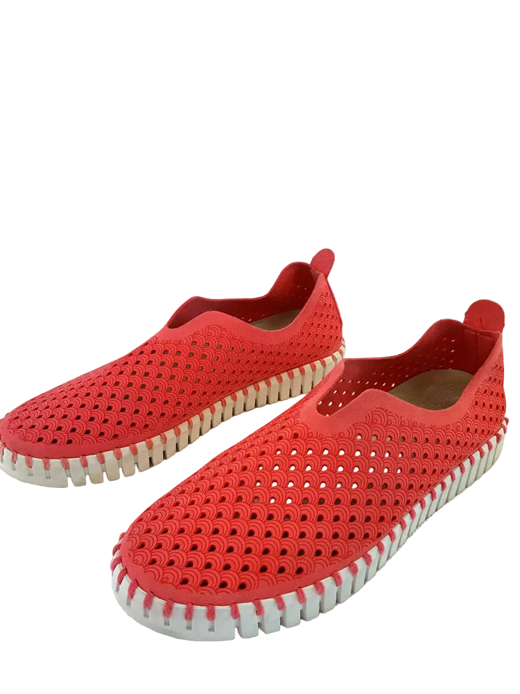 Ilse Jacobsen Shoe Size 8.5 Coral Tulip Sneakers