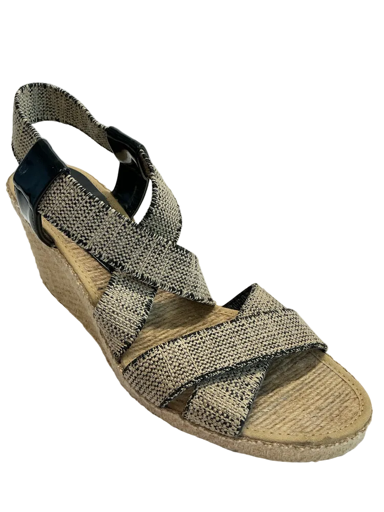 Andre Assous Shoe Size 7 Black & White Wedges