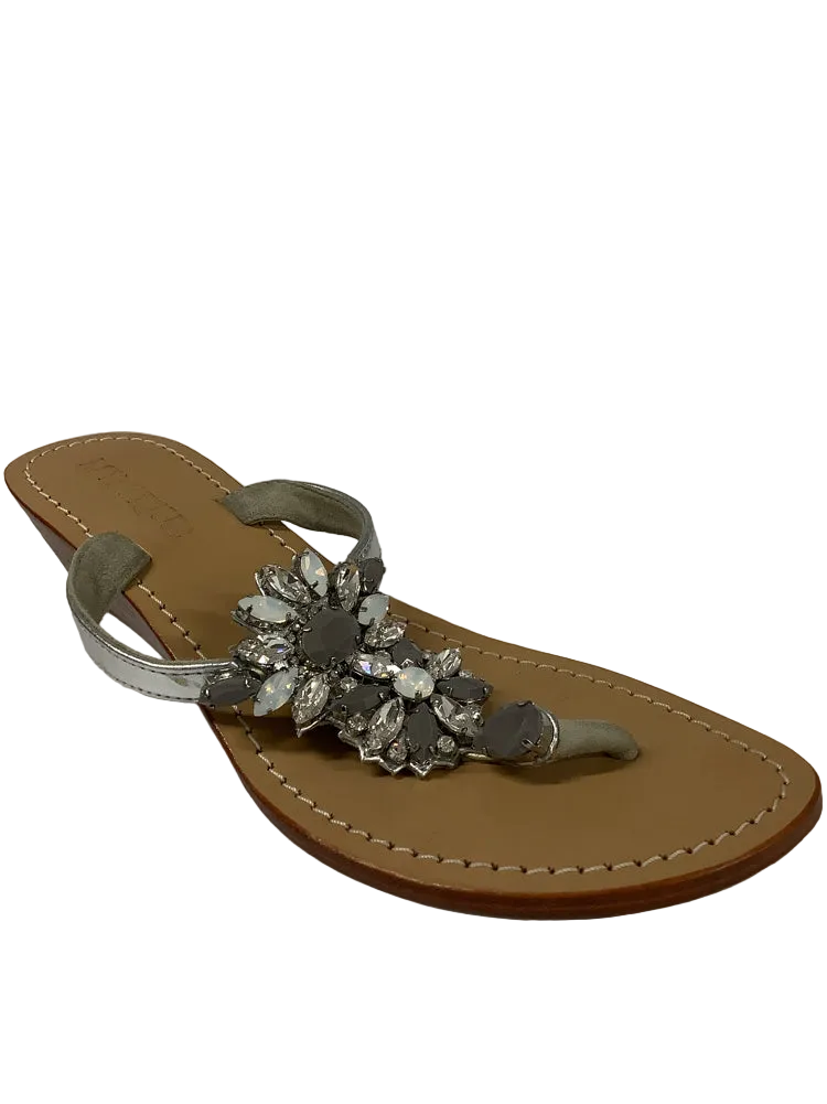 Mystique Shoe Size 9 Silver Sandals