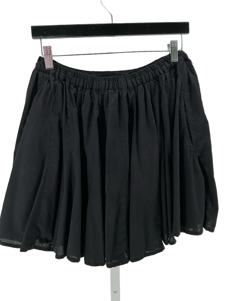 Xenia Size S Black Skirt