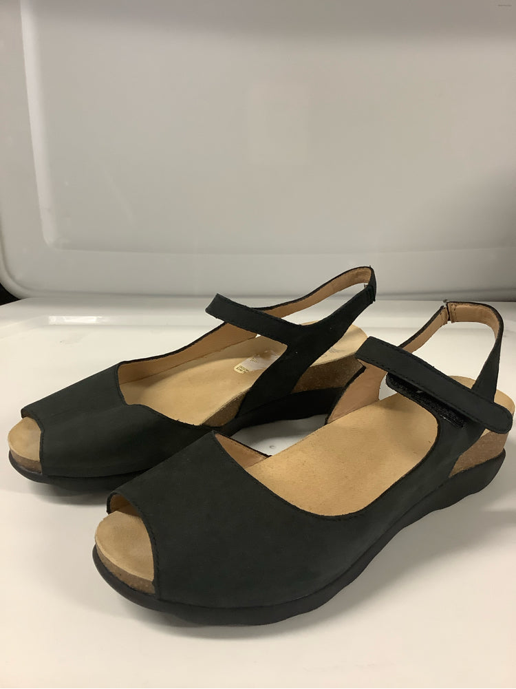 Dansko Shoe Size 8.5 Black Marcy Sandals
