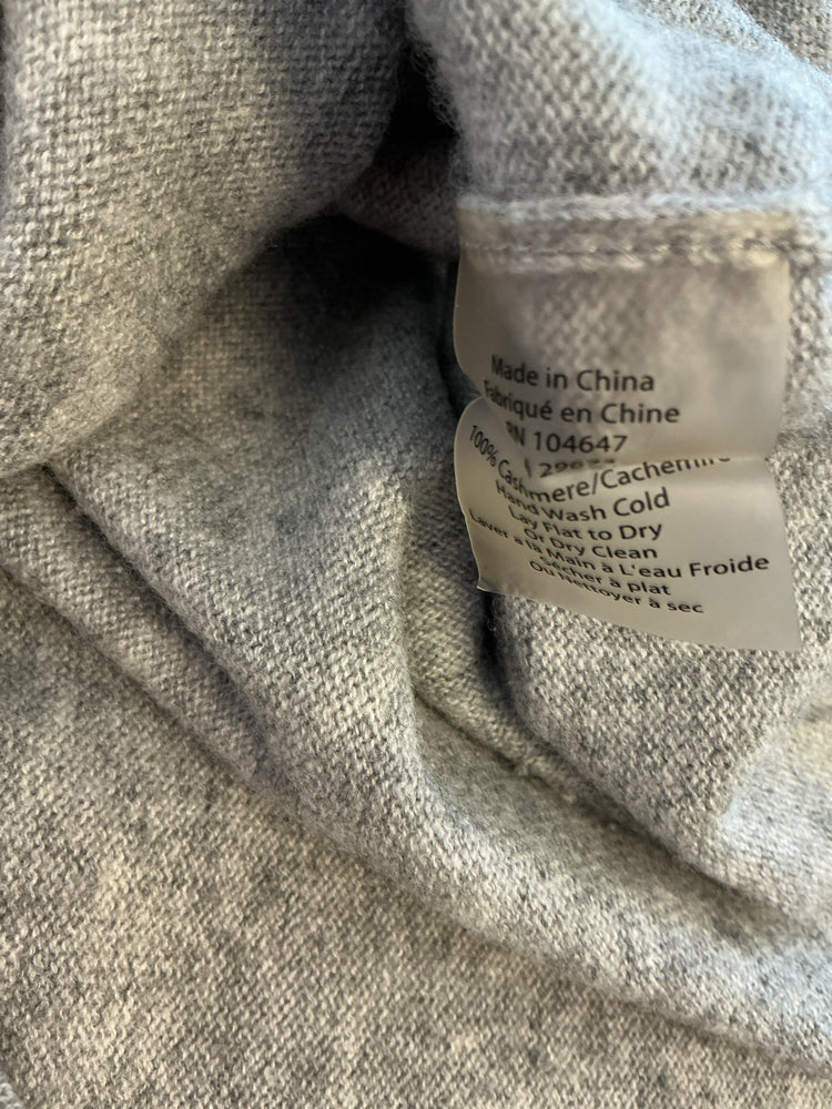 Kinross Size XS Gray Sweater