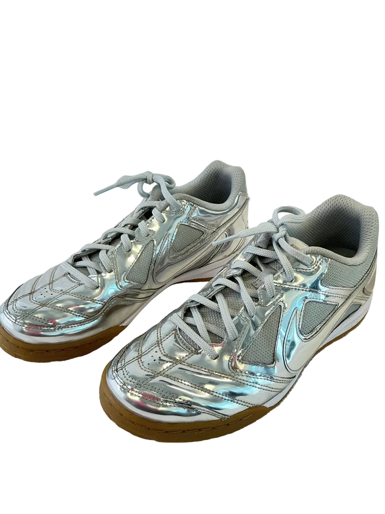 Nike Shoe Size 8.5 Silver GATO Sneakers
