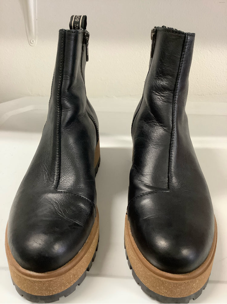Taos Shoe Size 7.5 Black Downtown Booties