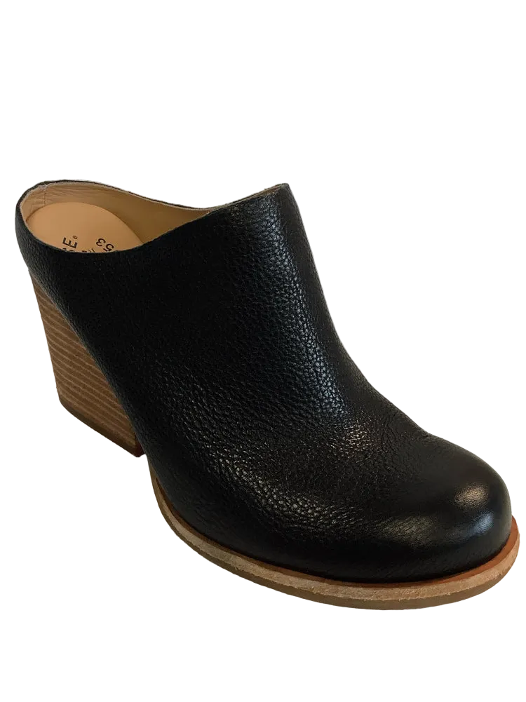 Kork Ease Shoe Size 6.5 Black Booties