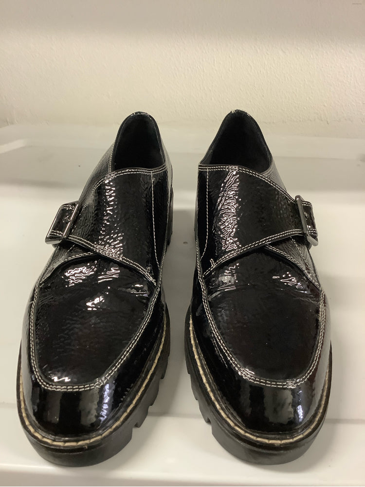 Donald Pliner Shoe Size 8.5 Black Elody Loafers