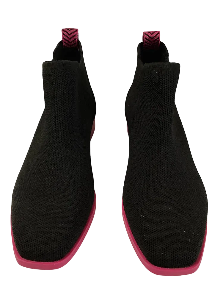 vivaia Shoe Size 8.5 Black & Pink Ryan Pro Booties