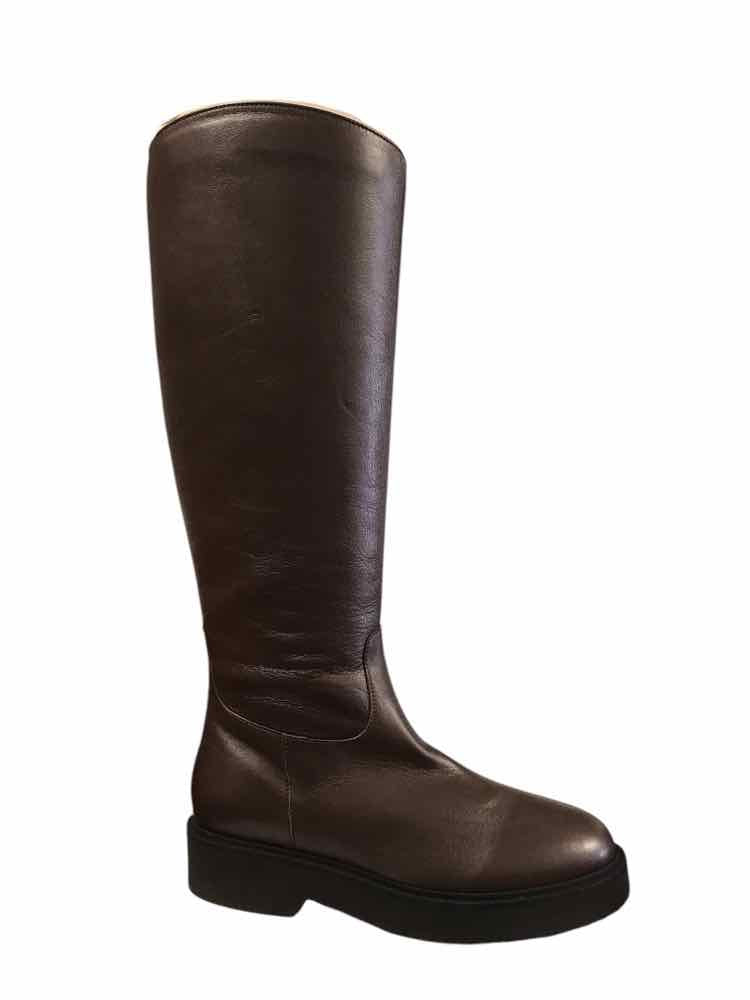 Aquatalia Shoe Size 9 Brown Boots