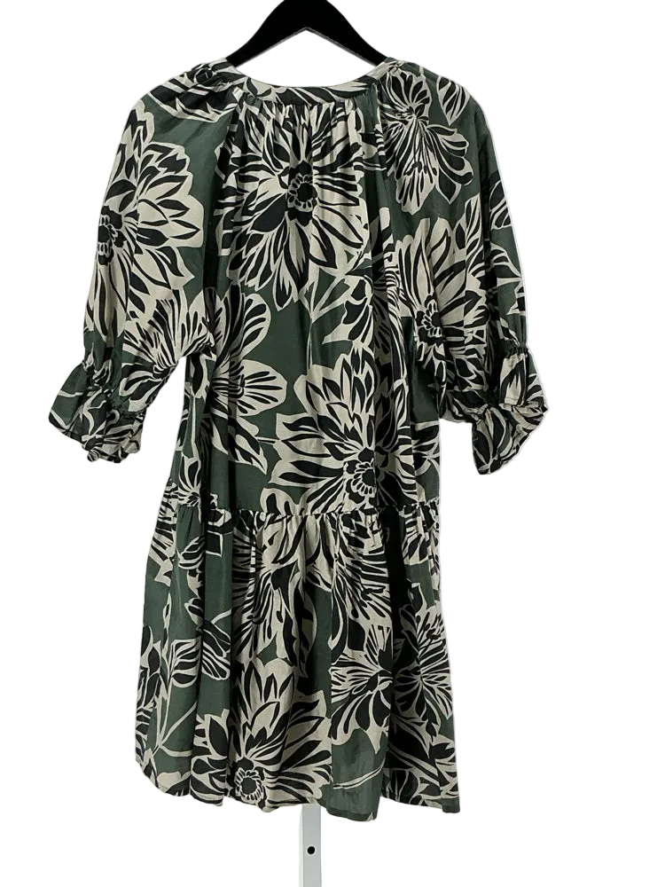 Velvet by Graham Spencer Size S Green multi Dress