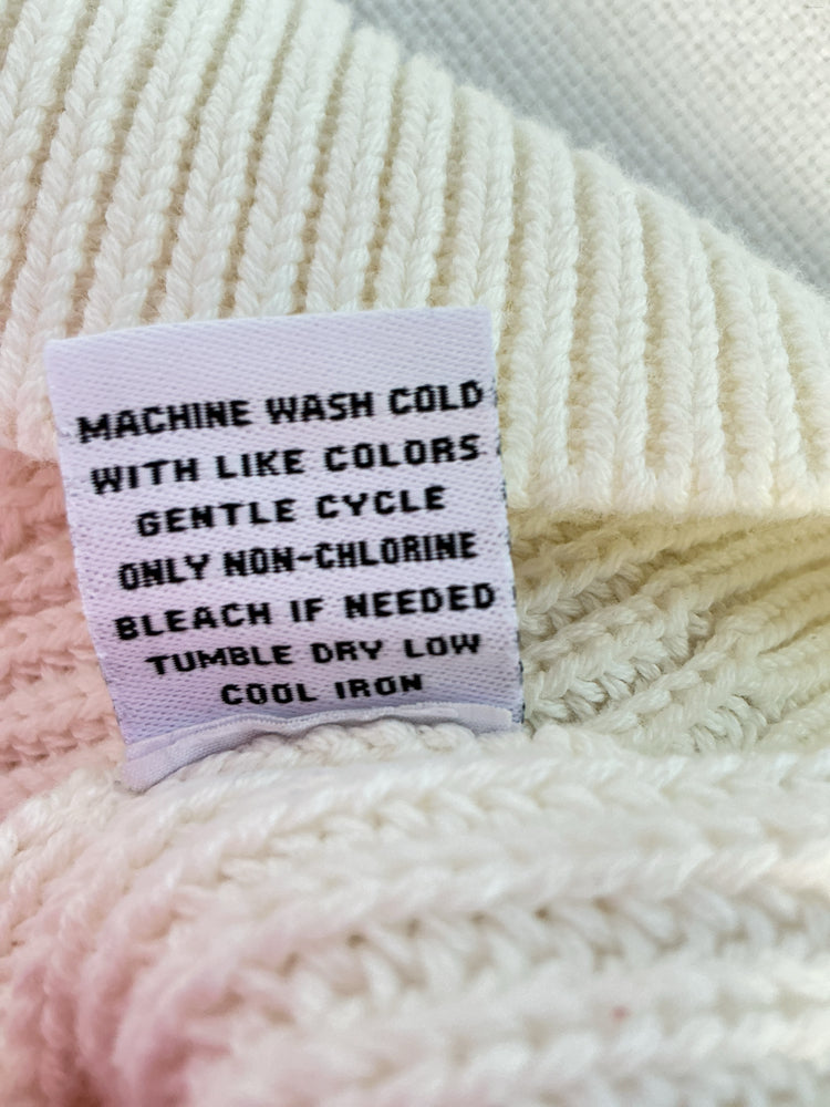 525 Size M Cream Sweater
