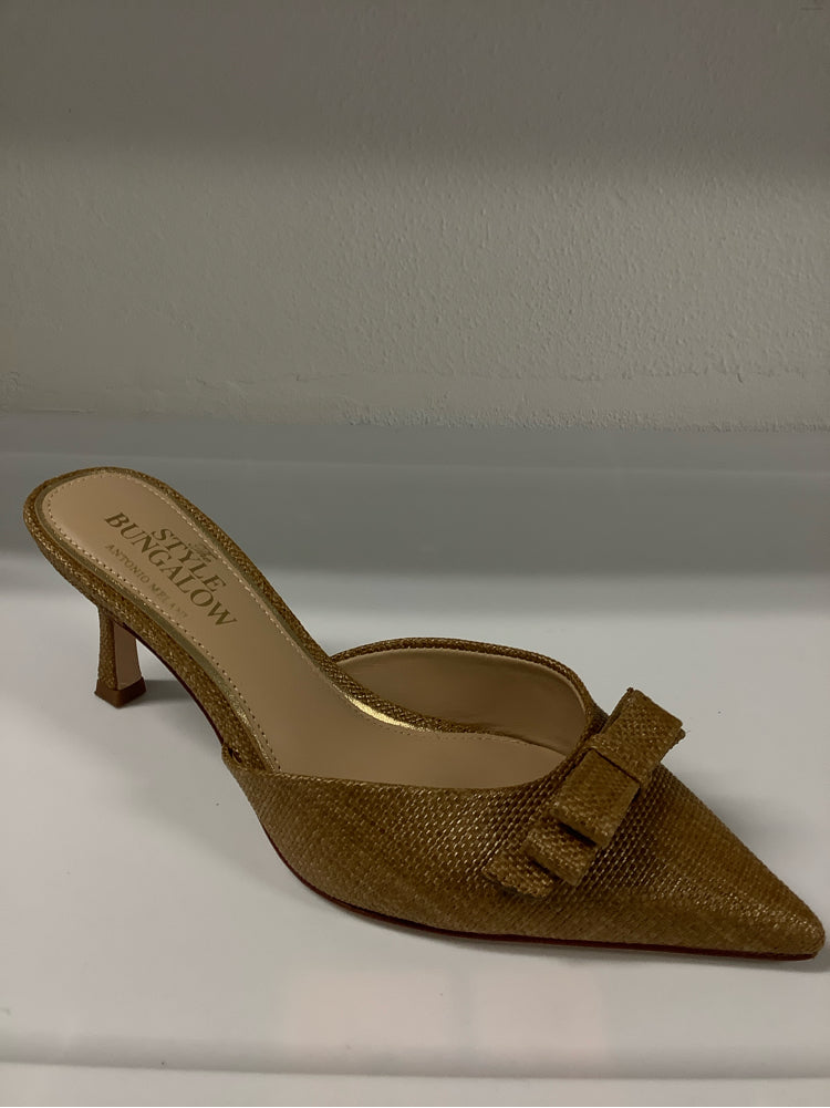 Antonio Melani Shoe Size 6.5 Brown Mules