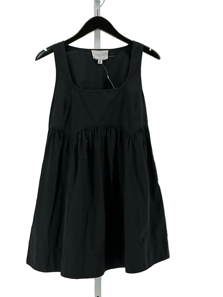 Pomander Place Size M Black Dress