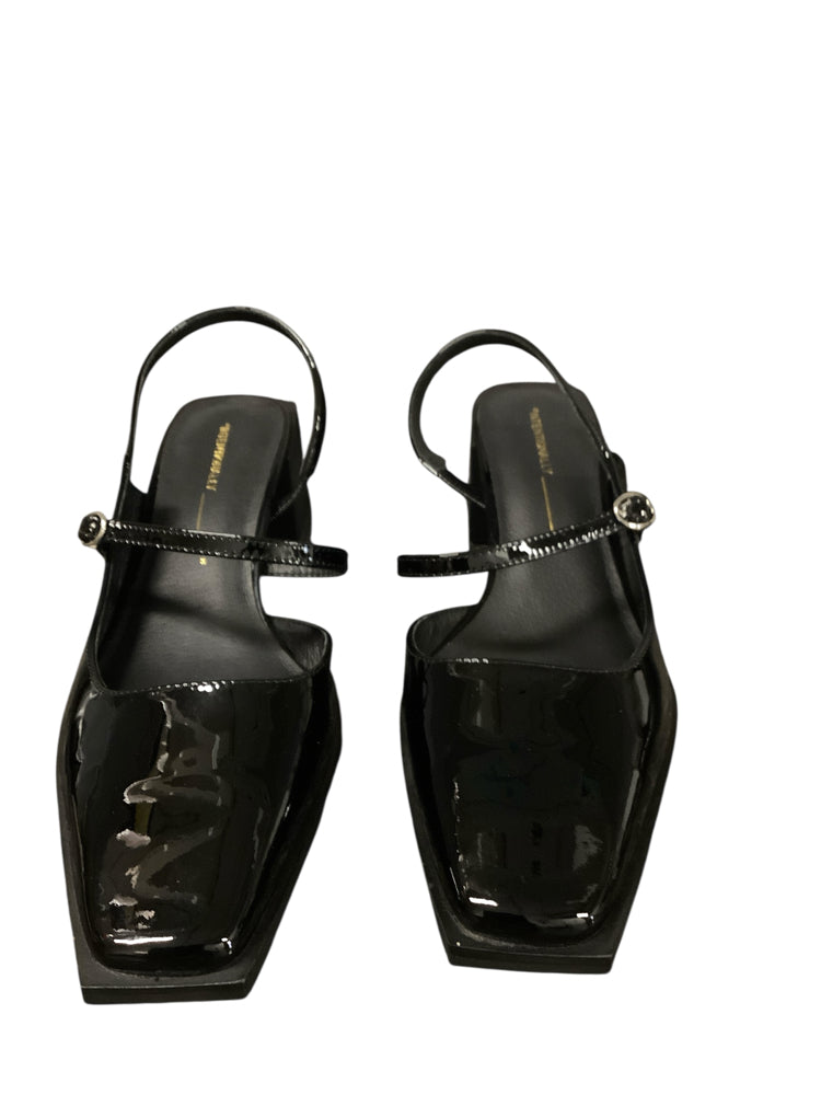 Intentionally Blank Shoe Size 9 Black Heels