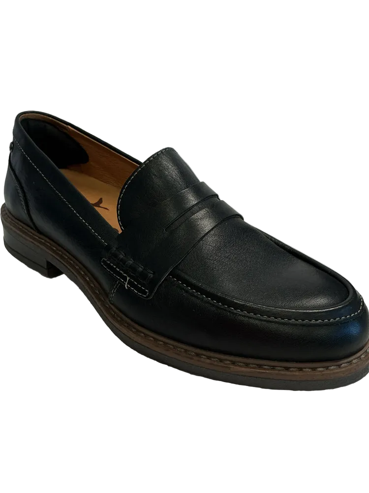 Pikolinos Shoe Size 7.5 Black Loafers