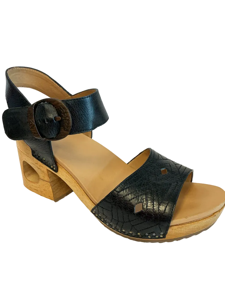 Dansko Shoe Size 10.5 Black Odele Heels