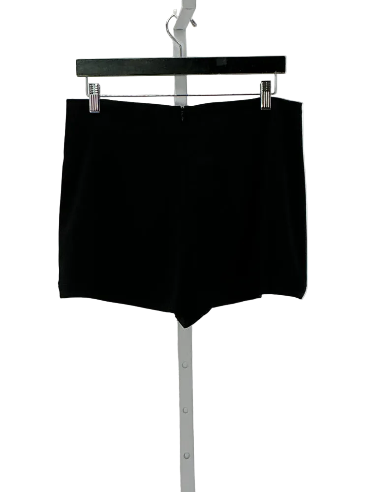 Amanda Uprichard Size M Black Shorts