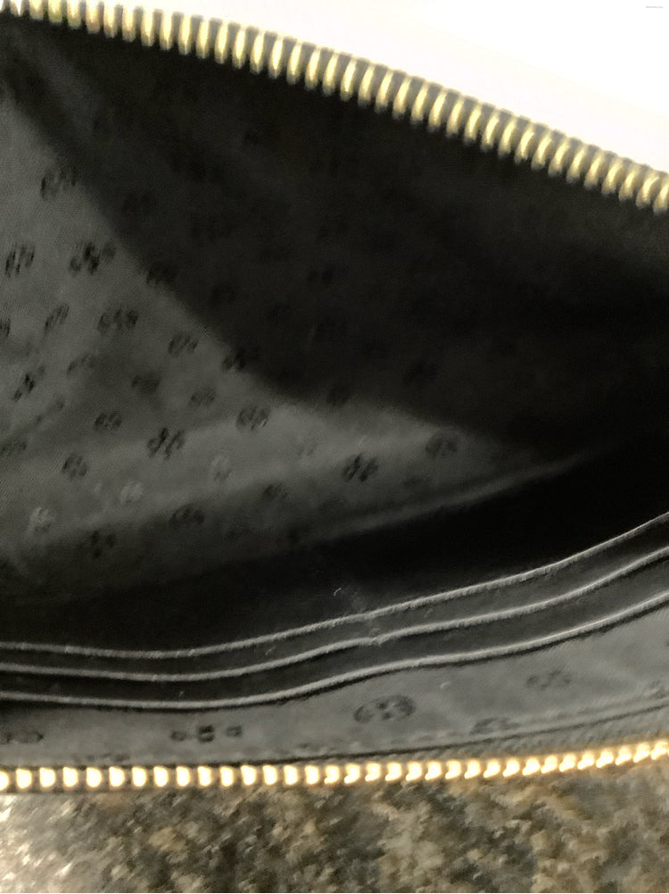 Tory Burch Black Robinson Handbags