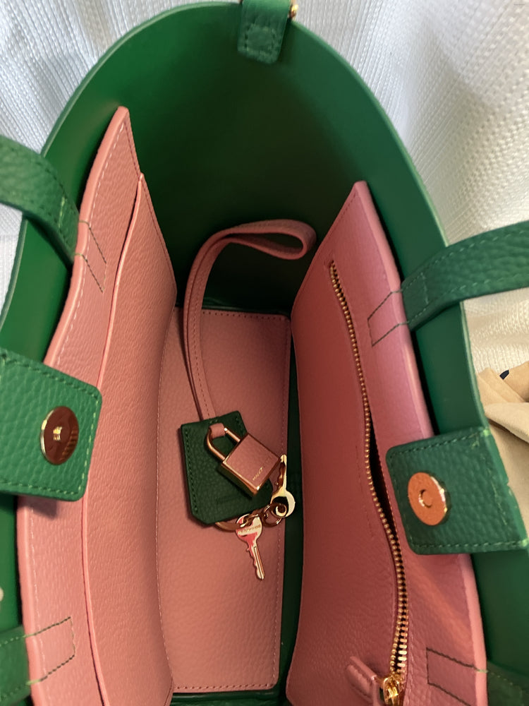 Maison de Sabre Green sabre Handbags