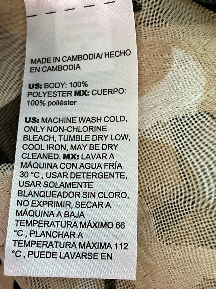 Chico's Size 8 Tan & Black Shirt