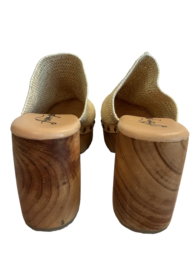 Free People Shoe Size 7.5 Cream Mules