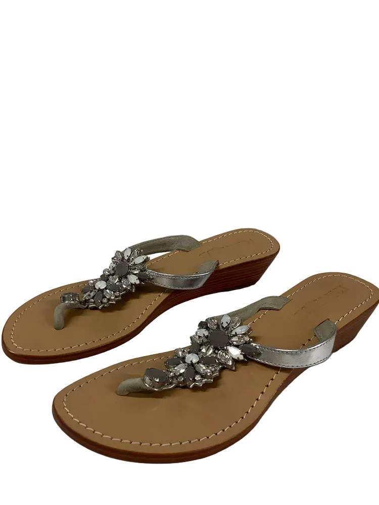 Mystique Shoe Size 9 Silver Sandals