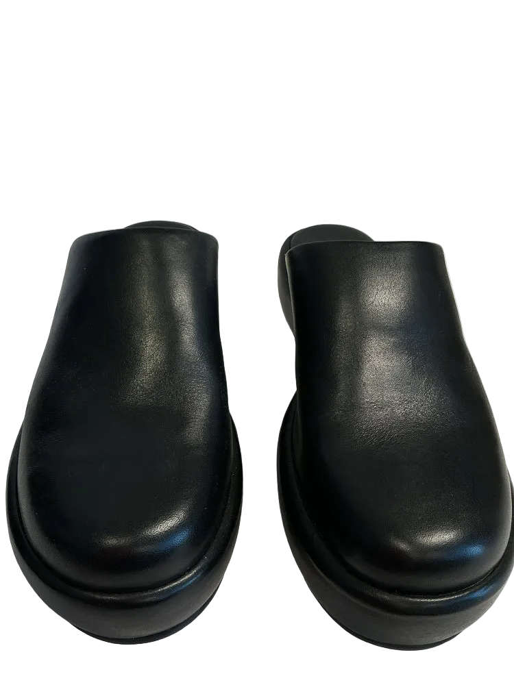 Everlane Shoe Size 8.5 Black The Puffa Clogs