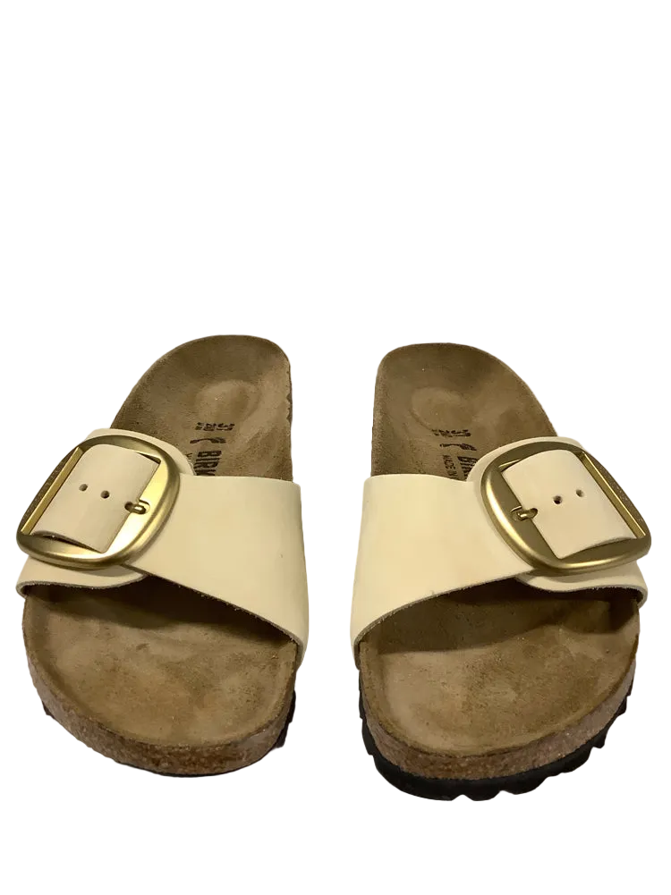 Birkenstock Shoe Size 6.5 Cream Sandals