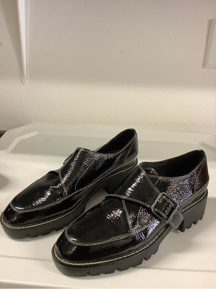 Donald Pliner Shoe Size 8.5 Black Elody Loafers