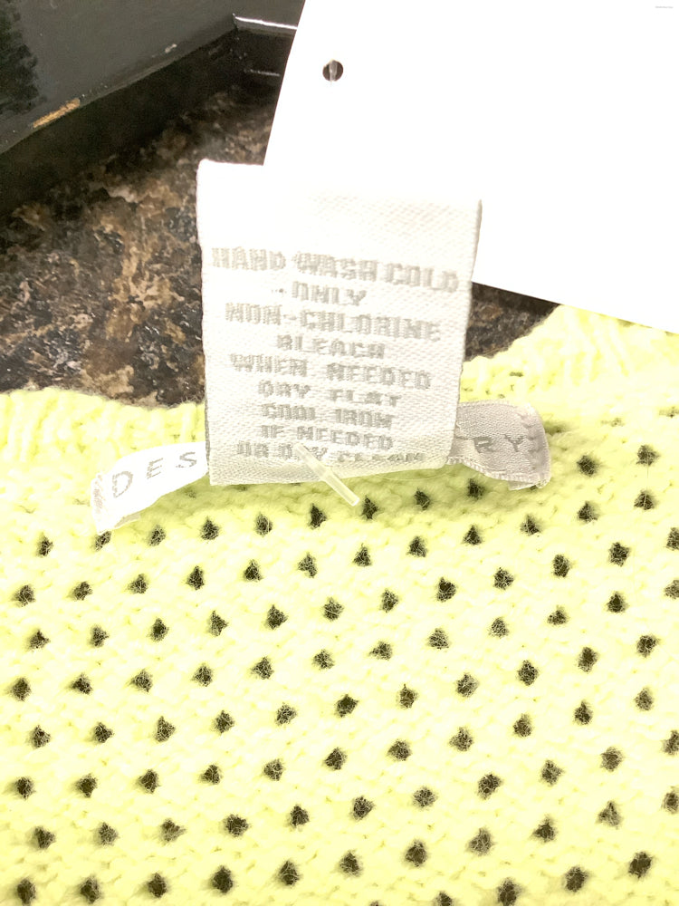 Design History Size L Yellow Sweater